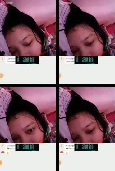 Ome TV Cewek SMA sange Mendesah  sound on.mp4