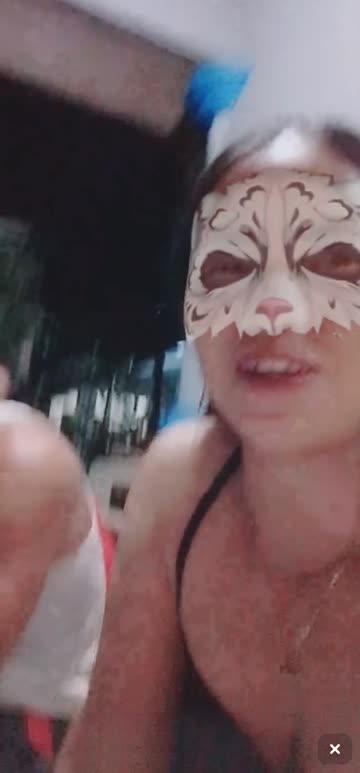Dela nongkrong bareng bapak2 tanpa daleman ●●●●.mp4