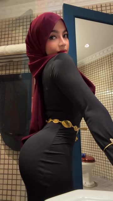 TG @Bikinnagih7 (100).mp4