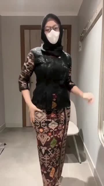 [Doodshare] Ukhty Cantik Pakai Kebaya Sukanya Colmek 02