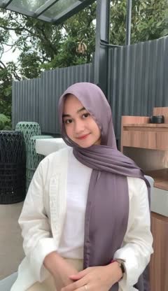 Queeny Zerlina AI Version - Join Tele @lupabelum (22).mp4