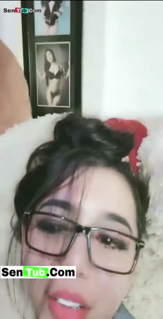 Cewek Lesbi Tatoan saling Memuaskan