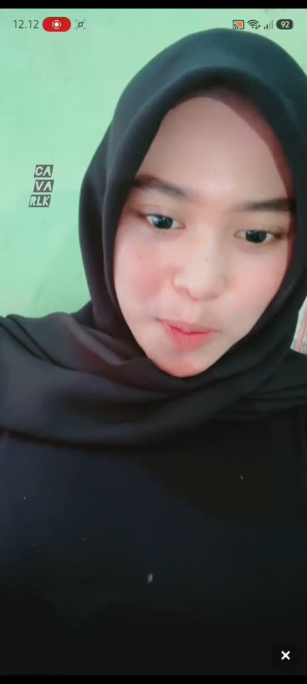 Julia 154913088.mp4