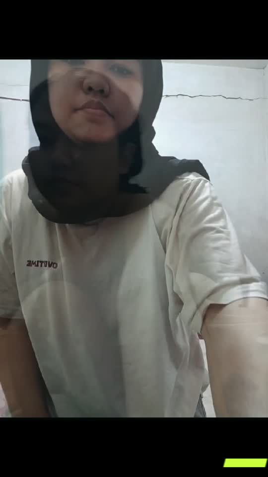 Telegram @jasverkenviralofc - Abg tobrut lagi mandi - Bokep Indo Viral.mp4