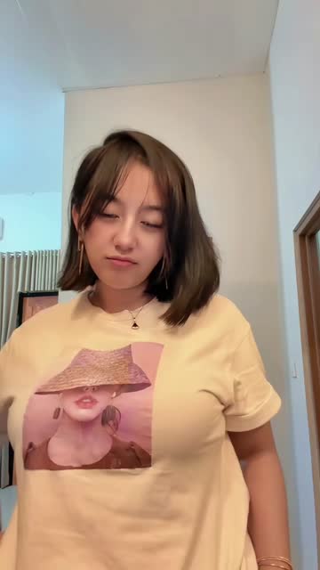 video_2026-10-01_22-58-00.mp4