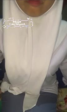 Cwe sma jilbab di minta i jatah pacarnya waktu plg skolah