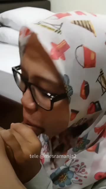 Kena crot di muka