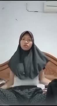 ayam kampus jual video privat.mp4