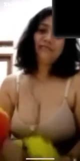 Vcs_mama_nya_teman_yg_montok - vikuy.click.mp4