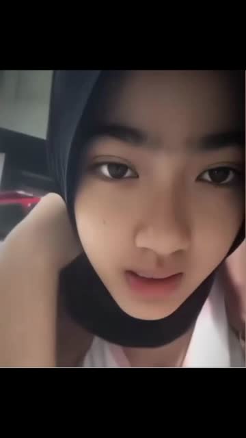 iYkHjzUeh-Syakirah_aktif_lagi_1.mp4
