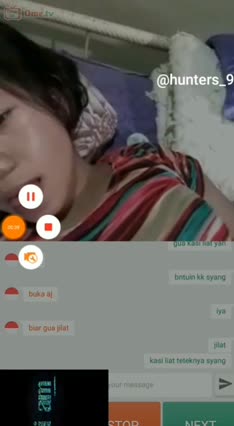 Kakaknya cantik banget.