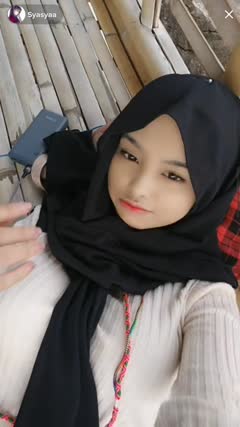 LIVE - syasya imut banget kalo lagi live.mp4
