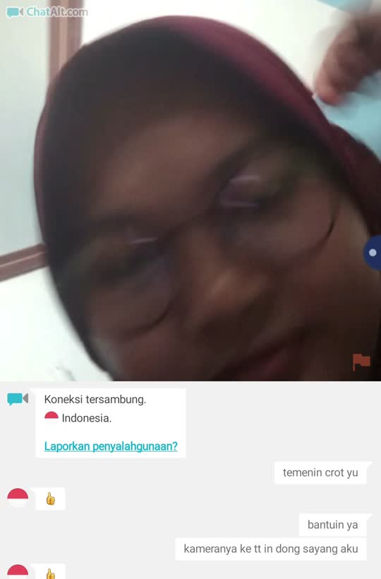 Kakak hijab manis kacamata 
