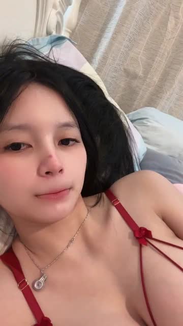 Kienzy Live - [ Telegram @GalleryKuVIP ] (4).mp4