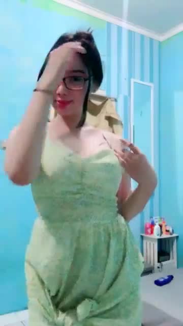 Julia Daster Kuning Cantik bening &colon perawan-indo&period blogspot&period com
