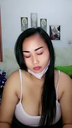 Vikicung : idiihh abang abang pulang waktunya digoyang 