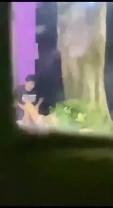 Viral! Ngintip Pasangan Remaja ABG Nekat Mesum Depan Rumah