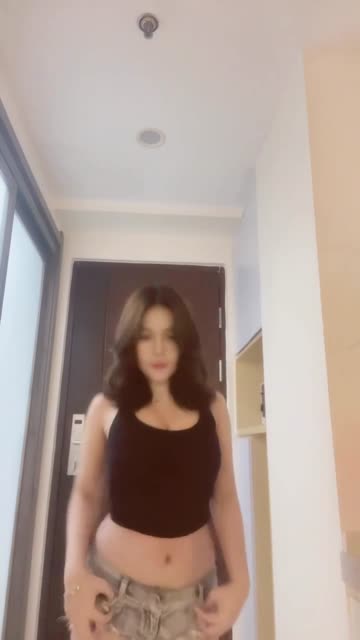 video_2026-10-10_21-11-37.mp4