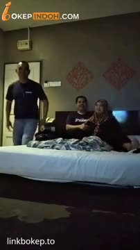 Ibu Guru 3some - viral - PoopHD - PoopHD.mp4