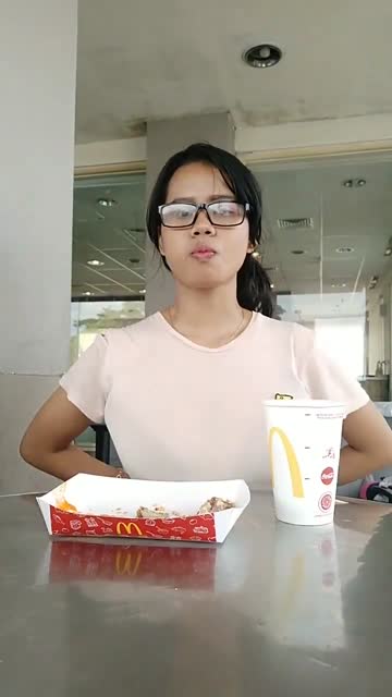 Siskaeee OF 2023 - Join Tele @lupabelum (205).mp4