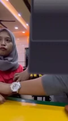 Kebelet Pengen Grepe Susu Pacar Di Rumah Makan https://t.me/asupancolmek331