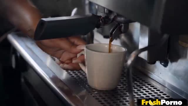 brazzers-big-titty-barista-with-ashlyn-peaks-jimmy-michaels-january-25-2023_720p-segment_001.mp4