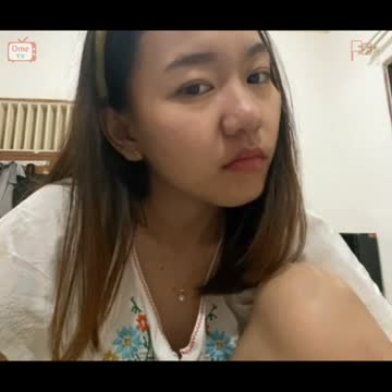 utingnya ditindik satu.mp4