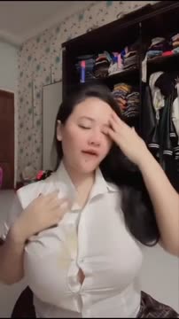Ochi Berlian Cosplay Seragam Toket Sempit.mp4