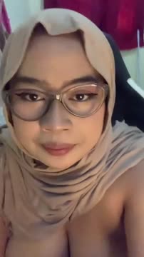 Jilbab_Kacamata_Tobrut_Streamer_Viral.mp4