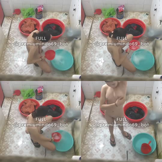cantik putih LG mandi.mp4