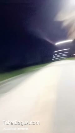 Nekat banget ngentot kok ditengah jalan.mp4