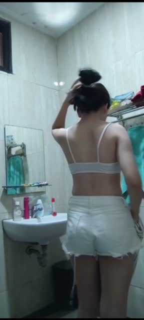 Bokep_Giselle_Tambunan_Viral_Mandi_Mulus_Tt_Imut.mp4