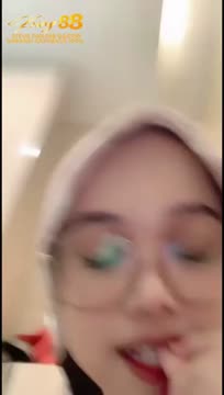 Hijab Sange 0M3K di Toilet Kantor.mp4