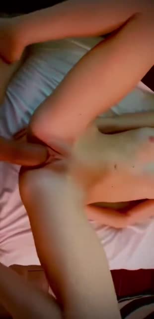 nikmatin kontol besar.mp4