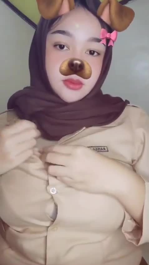 SMA Hijab Pramuka Toket Brutal Cantik Lagi.mp4