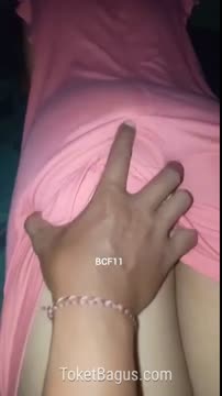 PfN1gTQV0-Daster_Pink_Viral_Diewe_lagi_tidur_keluar_asi.mp4
