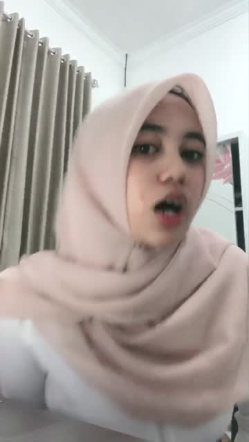 Awek tudung bigo live