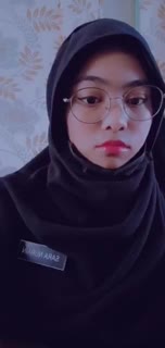 Telegram (@lembahcoli) (Sarah Cosplayer Hijab) (15).mp4