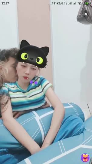 Tukeran ama temen kamu gpp yah ayy.. 