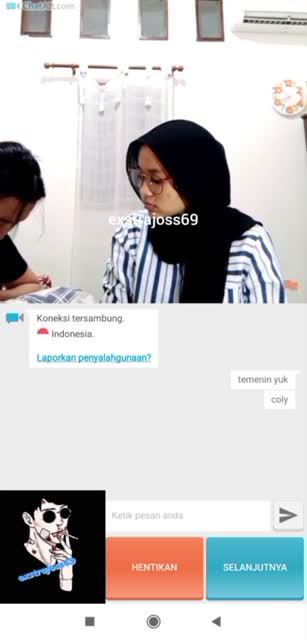 Ome TV di temani cewek berjilbab