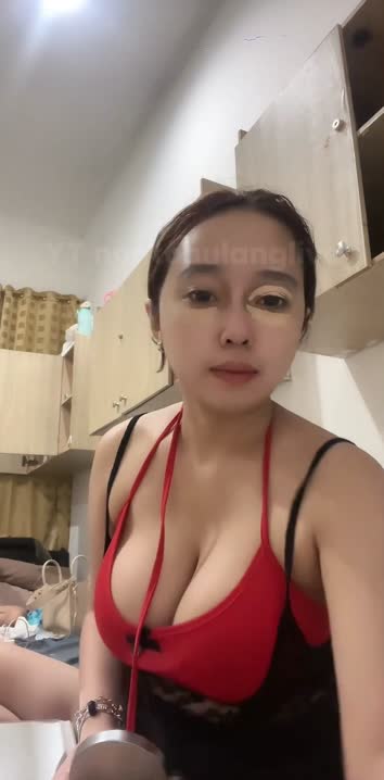 Situasi kamar LC sebelum kerja.mp4