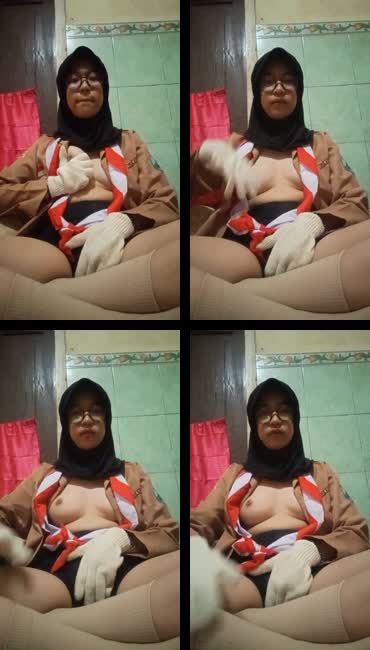 Dede pramuka imut 0mek t0brut padet.mp4