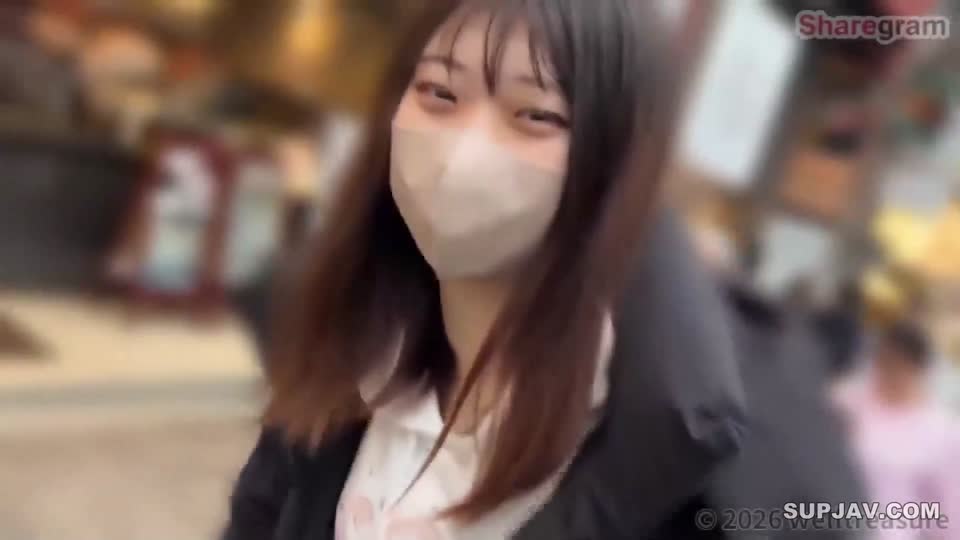 wanita cantik yang menjadi model.mp4