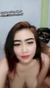 Sherly Ngentot Sama Brondong Crot Di Punggung - liveomek.com