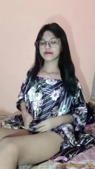 sinta lepas seragam rambut pirang telanjang pap toket (16) - DoodStream