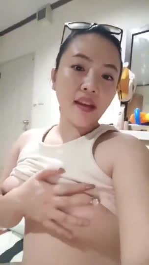 tante nikmat pamer tt - Tele@asupansegar999.mp4