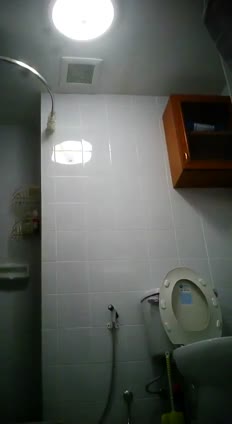 1_5055652613106696884.mp4