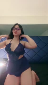 Julia Lea 13