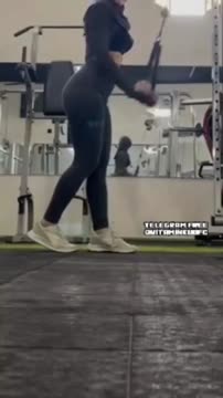 disepong hijabers ditempat gym - Tele@hematkawan10.mp4