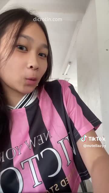 Tiktoker Nutellazy Cindo Tocil Mandi.mp4